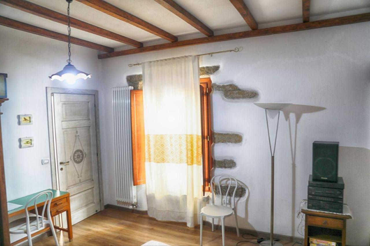 La Corte Di Grazia_Iun P2039/40 نوورو المظهر الخارجي الصورة